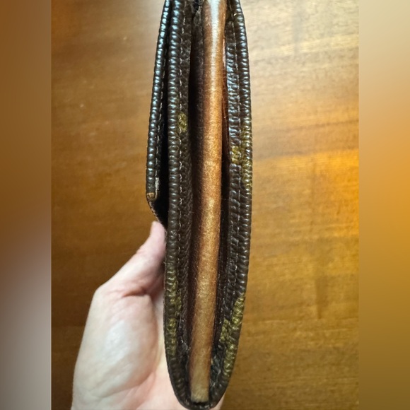 Louis Vuitton Vintage Sarah Wallet In Brown Monogram Canvas W/COA - Picture 11 of 16